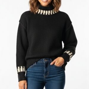 Espirit Vintage Women's Black and White Chunky Wool Sweater Piano Detail